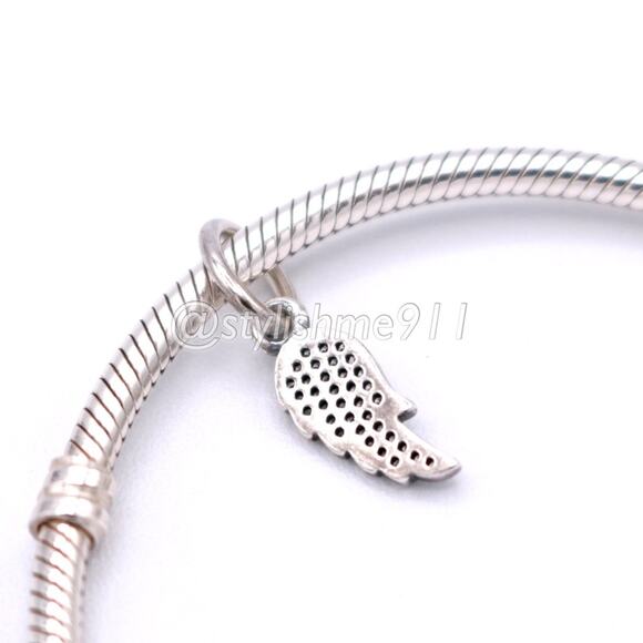 Authentic PANDORA Symbol of Guidance Dangle with Zirconia - 791352CZ - Picture 4 of 10